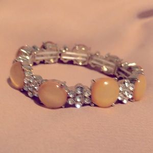 Diamonds and Peaches